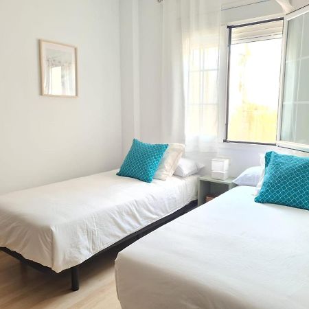 Apartamento En Нерха Екстериор снимка