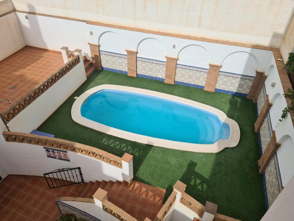 Apartamento En Нерха Екстериор снимка